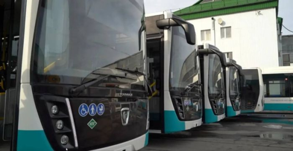 ​На загруженных маршрутах Сургута появились новые автобусы