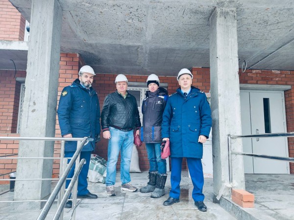 Заместитель прокурора Югры Григорий Сухоруков проинспектировал ход строительства «проблемного» объекта долевого строительства в г.Сургуте  