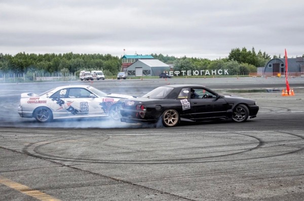 Югорские гонщики настраивают автомобили для зимнего дрифт-сезона