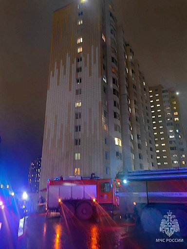 В Сургуте пожарные спасли ребенка, вынеся его из горящей квартиры В Сургуте пожарные спасли ребенка, вынеся его из горящей квартиры