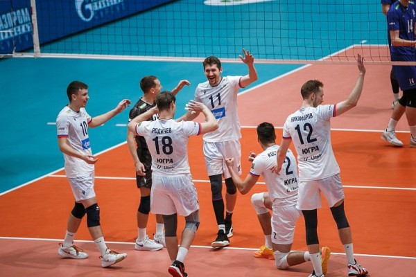 Сургутские волейболисты оформили первую победу в новом сезоне Суперлиги Сургутские волейболисты оформили первую победу в новом сезоне Суперлиги