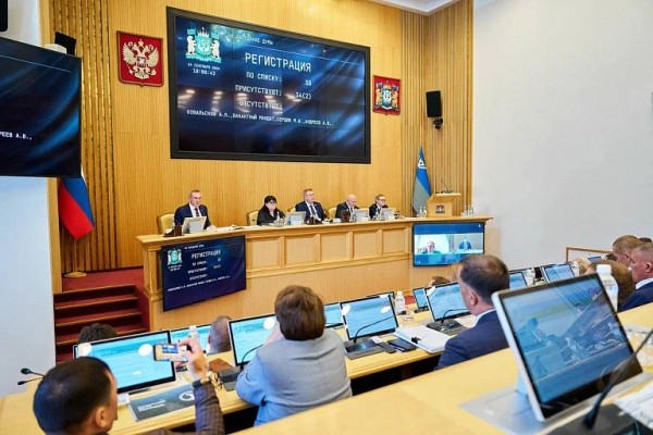 Почти 1 трлн рублей направят в ХМАО на образование и здравоохранение в 2026 году Почти 1 трлн рублей направят в ХМАО на образование и здравоохранение в 2026 году