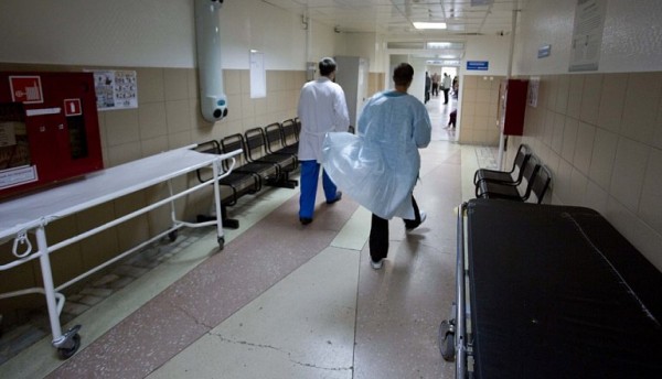 В Сургуте появились первые пострадавшие с переломами из-за гололеда