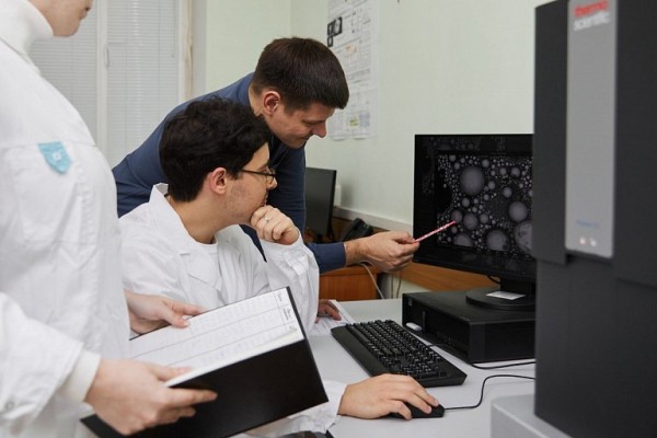 В ХМАО ученые научились перерабатывать нефтяные отходы в наноматериалы В ХМАО ученые научились перерабатывать нефтяные отходы в наноматериалы