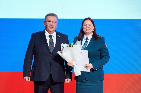 В Ханты-Мансийске вручили награды сотрудникам налоговых инспекций