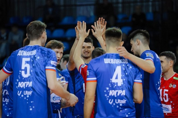 Сургутские волейболисты поборются за победу с гостями из Белгорода Сургутские волейболисты поборются за победу с гостями из Белгорода