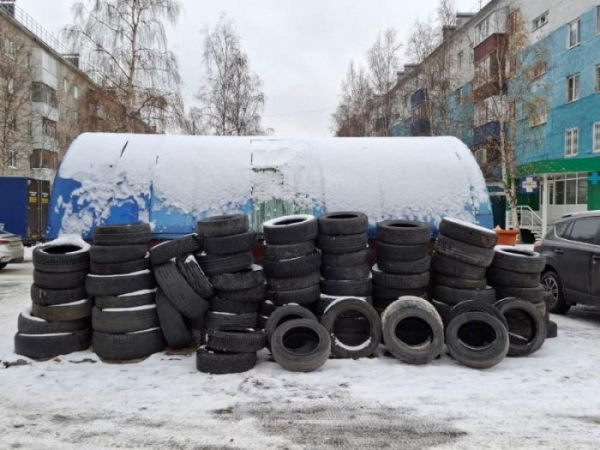 ​«Жильцы не виноваты»: сургутяне обвиняют шиномонтажников в выбросе покрышек во дворы