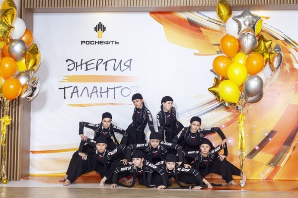 В Сургутском районе десятки семей нефтяников провели корпоративный праздник