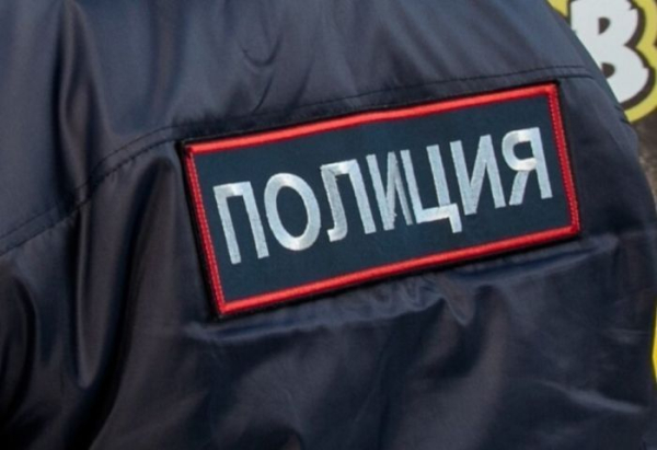 Полиция Сургута поставила на учет около 200 подростков-хулиганов Полиция Сургута поставила на учет около 200 подростков-хулиганов