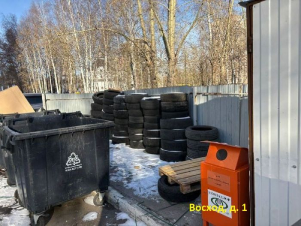 ​Сургут утопает в покрышках: горожане завалили почти 20 контейнерных площадок автошинами