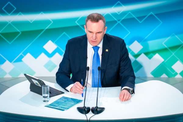 Губернатор ХМАО на пресс-конференции рассказал о решениях в настоящем и планах на будущее Губернатор ХМАО на пресс-конференции рассказал о решениях в настоящем и планах на будущее