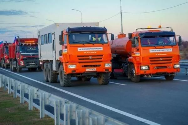 Как зажгли «Звезду Оби». Возле Сургута открыто движение через второй мост Как зажгли «Звезду Оби». Возле Сургута открыто движение через второй мост