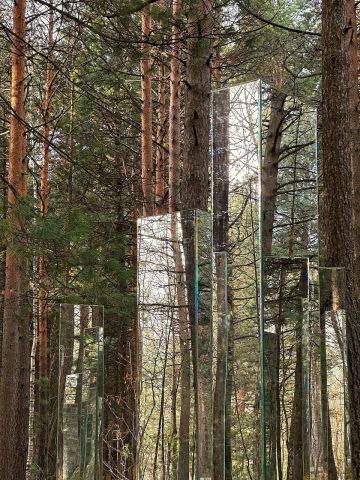 Несколько новых любопытных арт-объектов появились в Сургуте Несколько новых любопытных арт-объектов появились в Сургуте