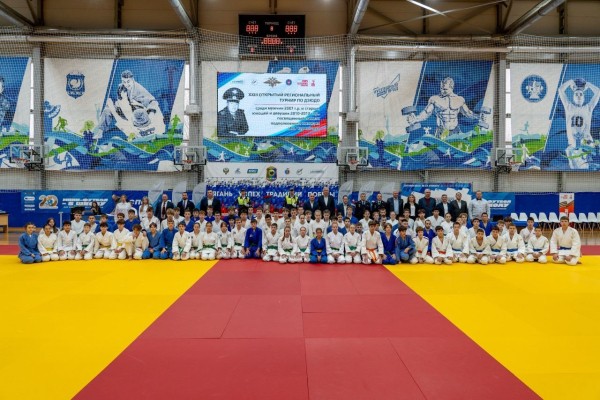 70 дзюдоистов Югры принимают участие в турнире памяти подполковника полиции Игоря Чернышова 70 дзюдоистов Югры принимают участие в турнире памяти подполковника полиции Игоря Чернышова