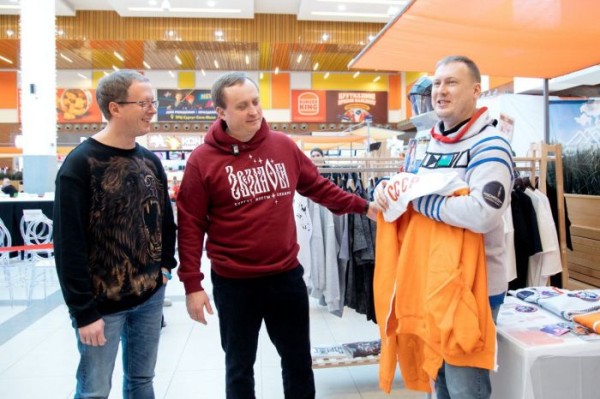 На выставке «Модные товары Сургута» свою продукцию выставили почти 60 участников