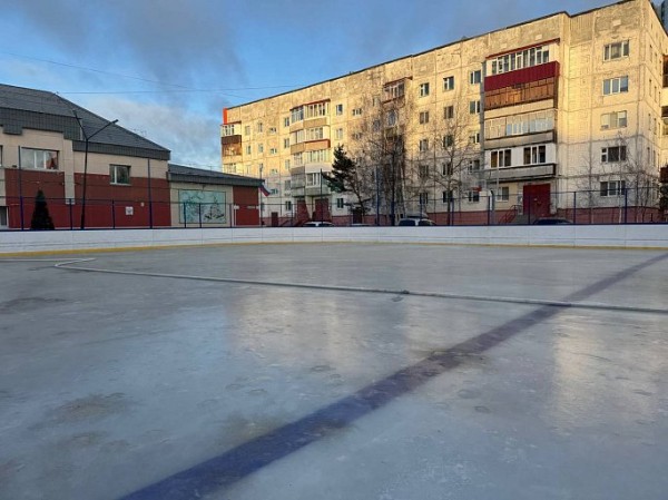 В Сургуте до 15 декабря откроется 16 ледовых катков В Сургуте до 15 декабря откроется 16 ледовых катков