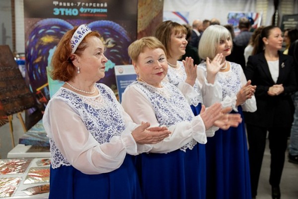 Жители Сургута познакомились с работой местных некоммерческих организаций