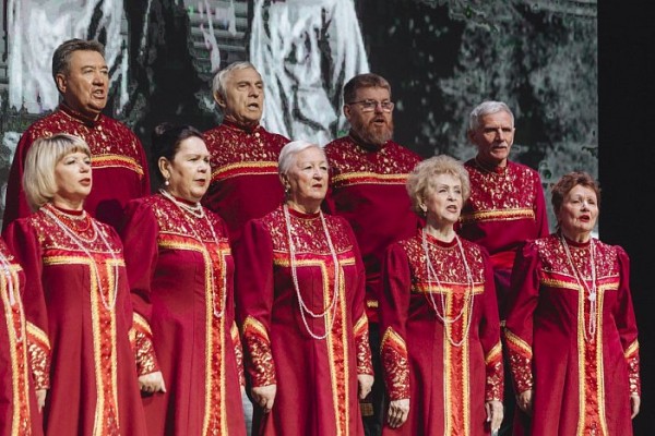 Более трехсот сургутян выступили на гала-концерте фестиваля «С песней по жизни» Более трехсот сургутян выступили на гала-концерте фестиваля «С песней по жизни»