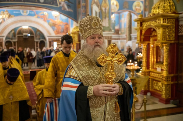 Православные Югры могут встретить Новый год в храме