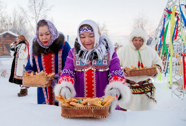 В ХМАО увеличат выплаты журналистам, пишущим на языках коренных народов