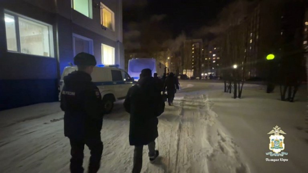 Из Югры за неделю выдворили 79 иностранцев Из Югры за неделю выдворили 79 иностранцев