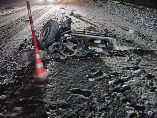 Две семьи из Югры разбились в ДТП под Тобольском Две семьи из Югры разбились в ДТП под Тобольском