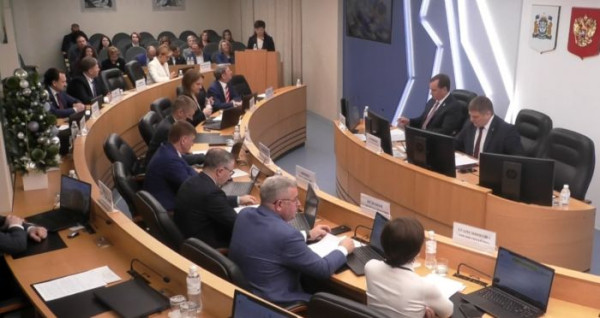 ​Бюджет на 2026 год и ключевые решения: как прошло итоговое заседание Думы Сургута