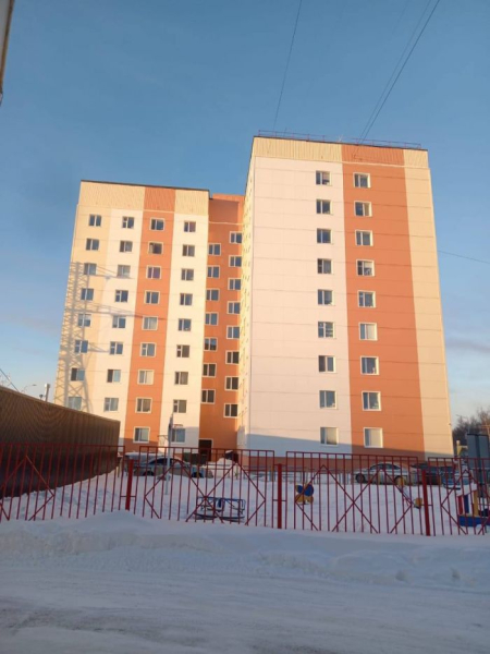 В Сургуте утеплили фасад типовой многоэтажки: жильцы смогут экономить на отоплении В Сургуте утеплили фасад типовой многоэтажки: жильцы смогут экономить на отоплении