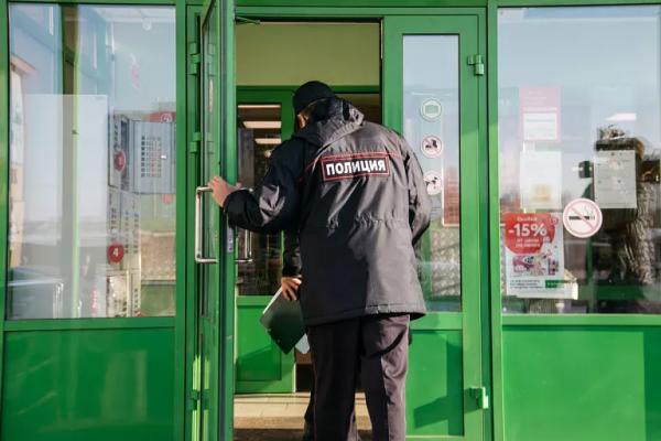 В ХМАО с 1 января силовикам будут доплачивать 20 тыс рублей ежемесячно В ХМАО с 1 января силовикам будут доплачивать 20 тыс рублей ежемесячно