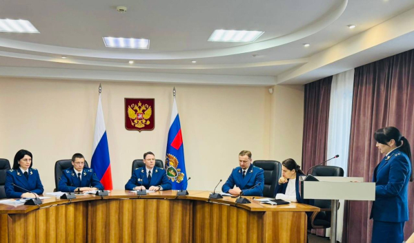 В прокуратуре округа состоялся ежегодный конкурс «Лучший государственный обвинитель» В прокуратуре округа состоялся ежегодный конкурс «Лучший государственный обвинитель»