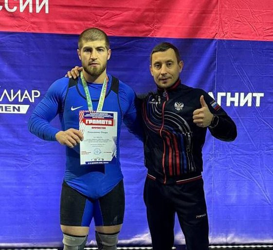 Тяжелоатлет из Сургутского района победил на всероссийском турнире Тяжелоатлет из Сургутского района победил на всероссийском турнире