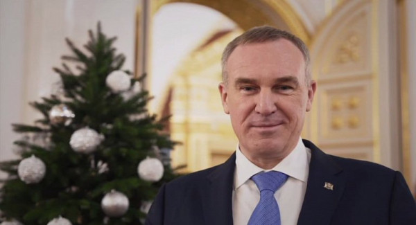 Губернатор ХМАО исполнит новогодние желания трёх детей