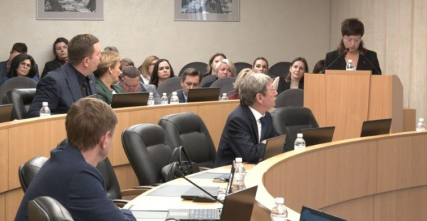 Максим Слепов рассказал о плановых параметрах сургутского бюджета на 2026 год Максим Слепов рассказал о плановых параметрах сургутского бюджета на 2026 год