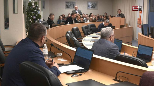 На депутатских слушаниях в Сургуте обсудили вопрос капремонта местных школ На депутатских слушаниях в Сургуте обсудили вопрос капремонта местных школ