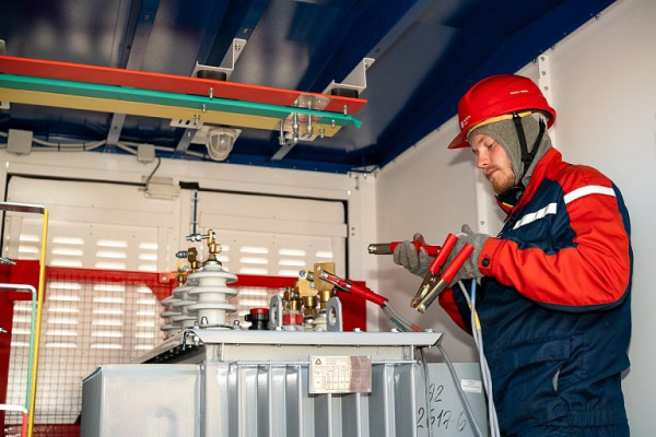 Югорские энергетики обеспечат надежное электроснабжение жителей Пыть-Яха