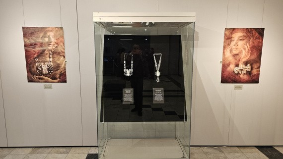 Сургутский художественный музей открыл выставку «АРХЕОювелирно» Сургутский художественный музей открыл выставку «АРХЕОювелирно»