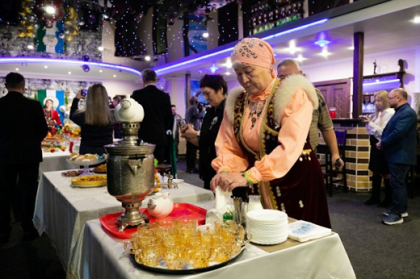 В Сургутском районе открылось этно-кафе в рамках программы «СВОе дело» В Сургутском районе открылось этно-кафе в рамках программы «СВОе дело»