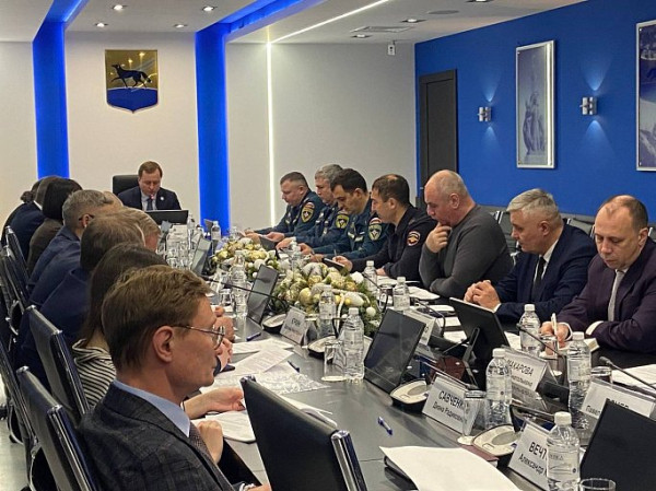 Коммунальные службы Сургута проведут праздничные дни в усиленном режиме Коммунальные службы Сургута проведут праздничные дни в усиленном режиме