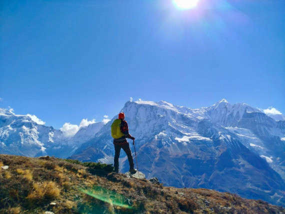 Сургутские врачи спасли пассажира в самолете и покорили перевал в Гималаях Сургутские врачи спасли пассажира в самолете и покорили перевал в Гималаях