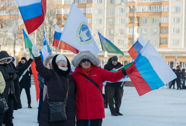 Сургут отпраздновал 12-ю Крымскую весну