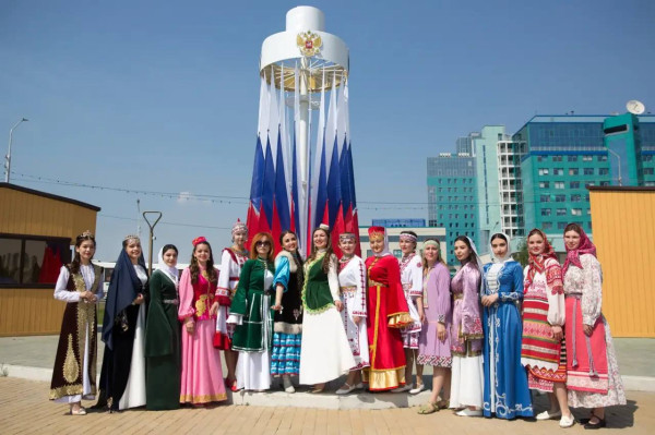 В Год единства народов России и Год молодой семьи в Сургуте запланировано более 100 тематических мероприятий В Год единства народов России и Год молодой семьи в Сургуте запланировано более 100 тематических мероприятий
