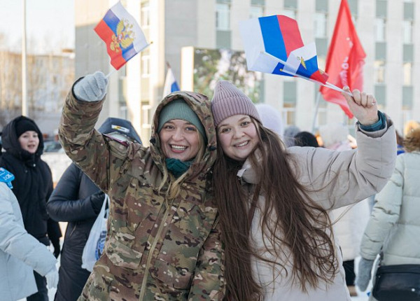 Сургут отпраздновал 12-ю Крымскую весну