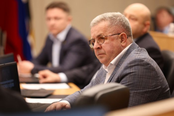 Власти Сургута нашли способ быстрее открыть военно-спортивный лагерь «Барсова гора» Власти Сургута нашли способ быстрее открыть военно-спортивный лагерь «Барсова гора»