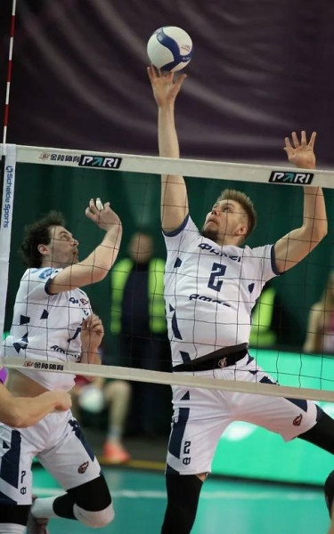 &laquo;Нова&raquo; сыграет с &laquo;Факелом&raquo; в первом раунде плей-офф волейбольной Суперлиги