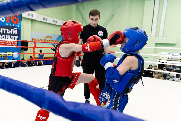 В Сургуте проходит чемпионат по муайтай памяти бойца СВО Владислава Косинского В Сургуте проходит чемпионат по муайтай памяти бойца СВО Владислава Косинского
