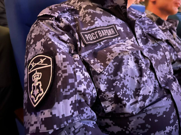 Сегодня в Сургутской филармонии собрались сотрудники Росгвардии на юбилейный концерт Сегодня в Сургутской филармонии собрались сотрудники Росгвардии на юбилейный концерт