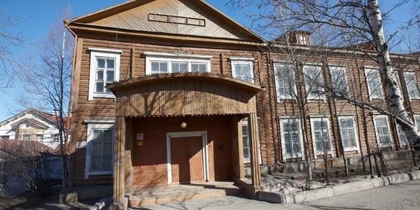 &laquo;Аврору&raquo; и Дом пионеров не снесут &mdash; в Сургуте передумали