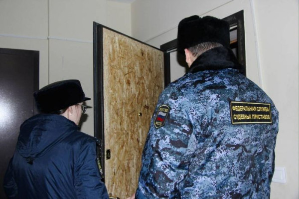 Сургутянин погасил долг по алиментам после давления приставов Сургутянин погасил долг по алиментам после давления приставов