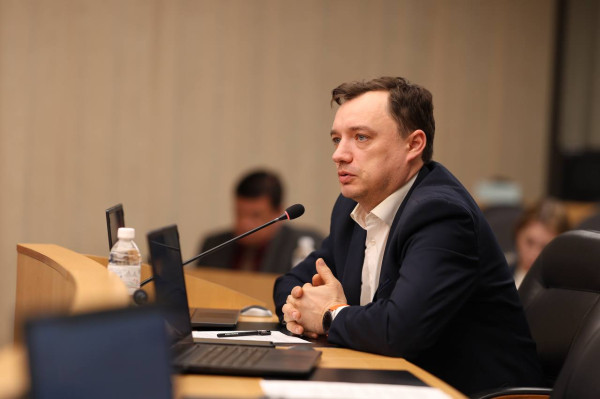 Не рой другому яму, сам в неё попадёшь Не рой другому яму, сам в неё попадёшь