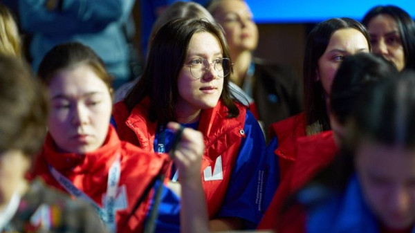 В столице Югры дан старт форуму «Патриоты Урала» В столице Югры дан старт форуму «Патриоты Урала»